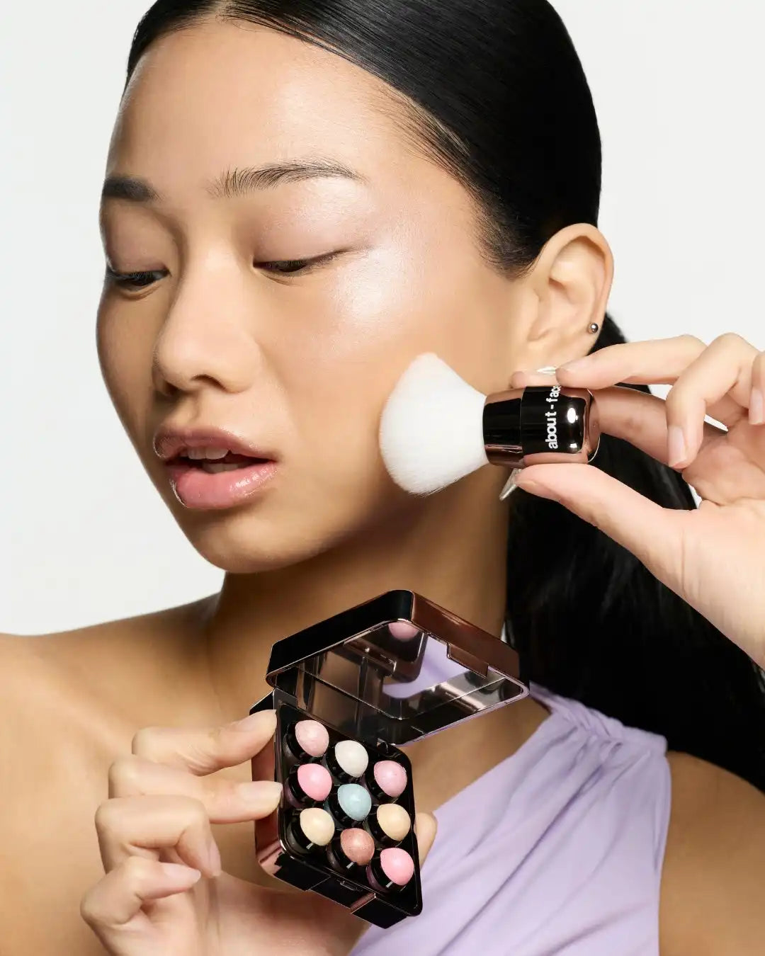 Ballet Beam Highlighting Pearls